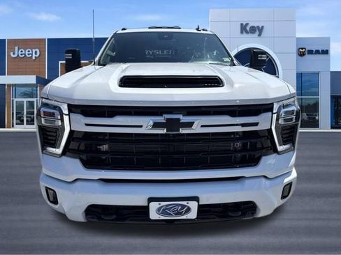 Used 2024 Chevrolet Silverado 3500 LT w/ Z71 Sport Edition AWD/4WD image 2