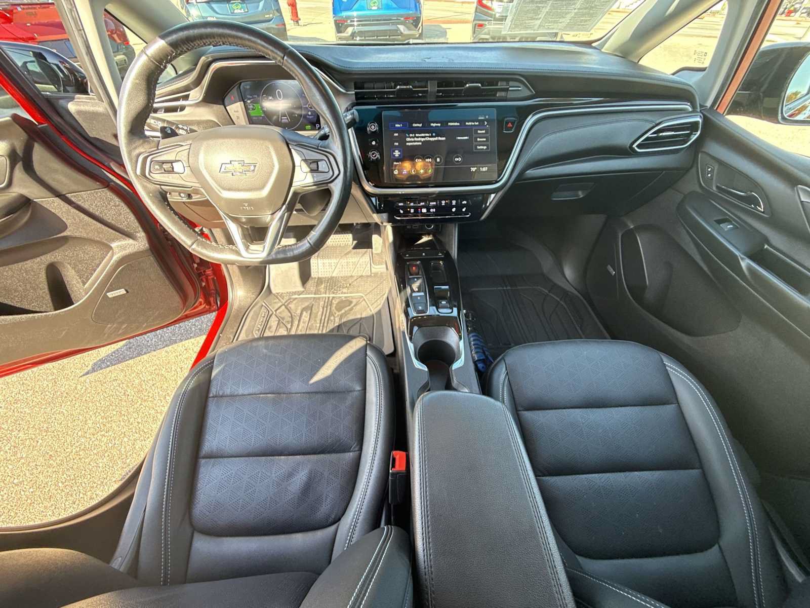 Certified 2023 Chevrolet Bolt LT w/ Infotainment Package FWD image 19