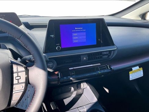 New 2026 Toyota Prius Plug-In Hybrid FWD image 9