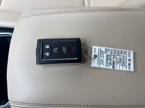 Used 2024 Jeep Grand Cherokee Limited image 36