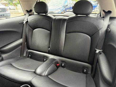Used 2014 MINI Cooper 2-Door Hardtop FWD image 11
