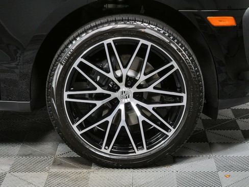 New 2026 Porsche Macan Turbo AWD/4WD image 40