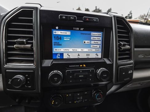 Used 2019 Ford F350 XLT w/ XLT Value Package image 7