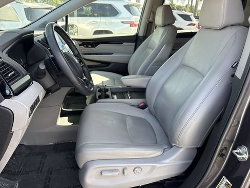 Used 2019 Honda Odyssey Elite image 11