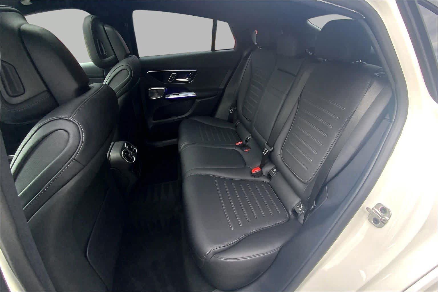 Used 2026 Mercedes-Benz GLC 300 4MATIC image 19