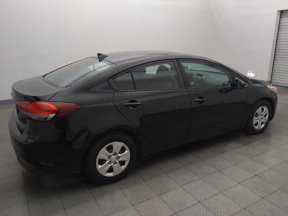 Used 2017 Kia Forte LX FWD image 10