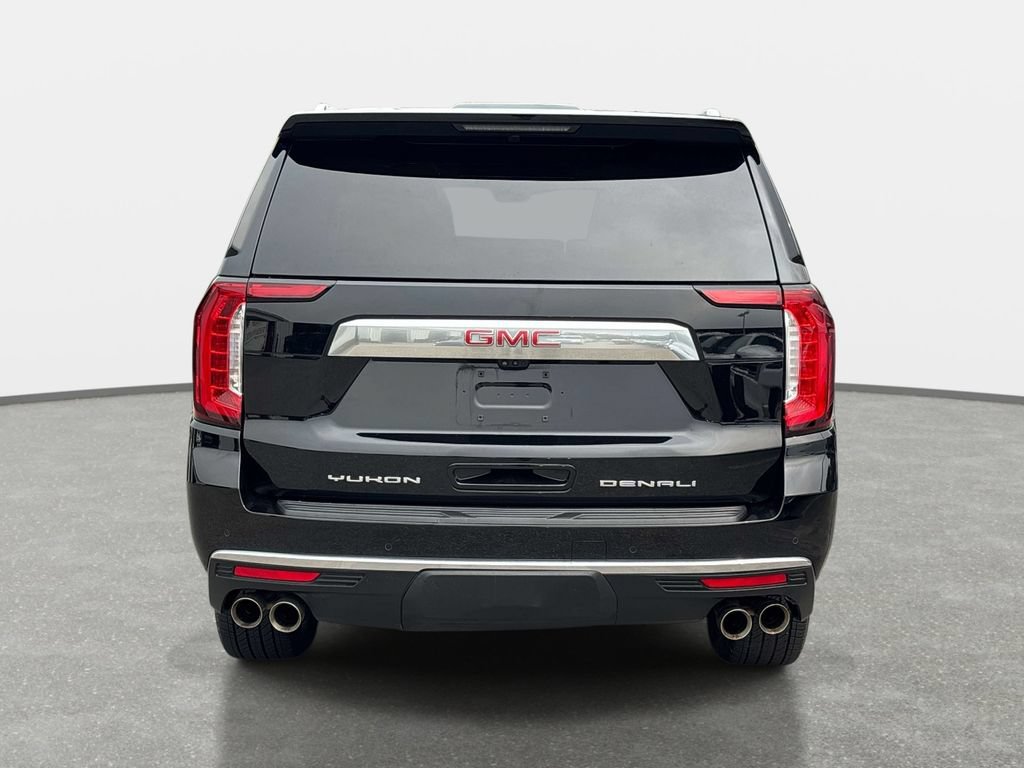 Used 2022 GMC Yukon XL Denali w/ Denali Premium Package AWD/4WD image 5