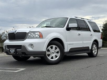 Used 2004 Lincoln Navigator Luxury