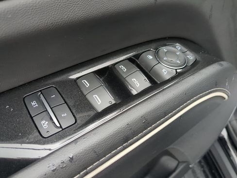Certified 2023 Cadillac Escalade Premium Luxury w/ LPO, Floor Liner Package AWD/4WD image 22
