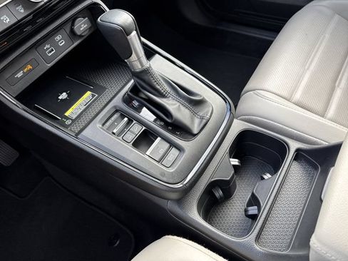 Used 2024 Honda CR-V EX-L image 30