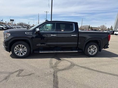 Used 2024 GMC Sierra 1500 Denali w/ Denali Carbonpro Edition image 7