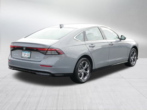 Certified 2025 Honda Accord EX-L image 7