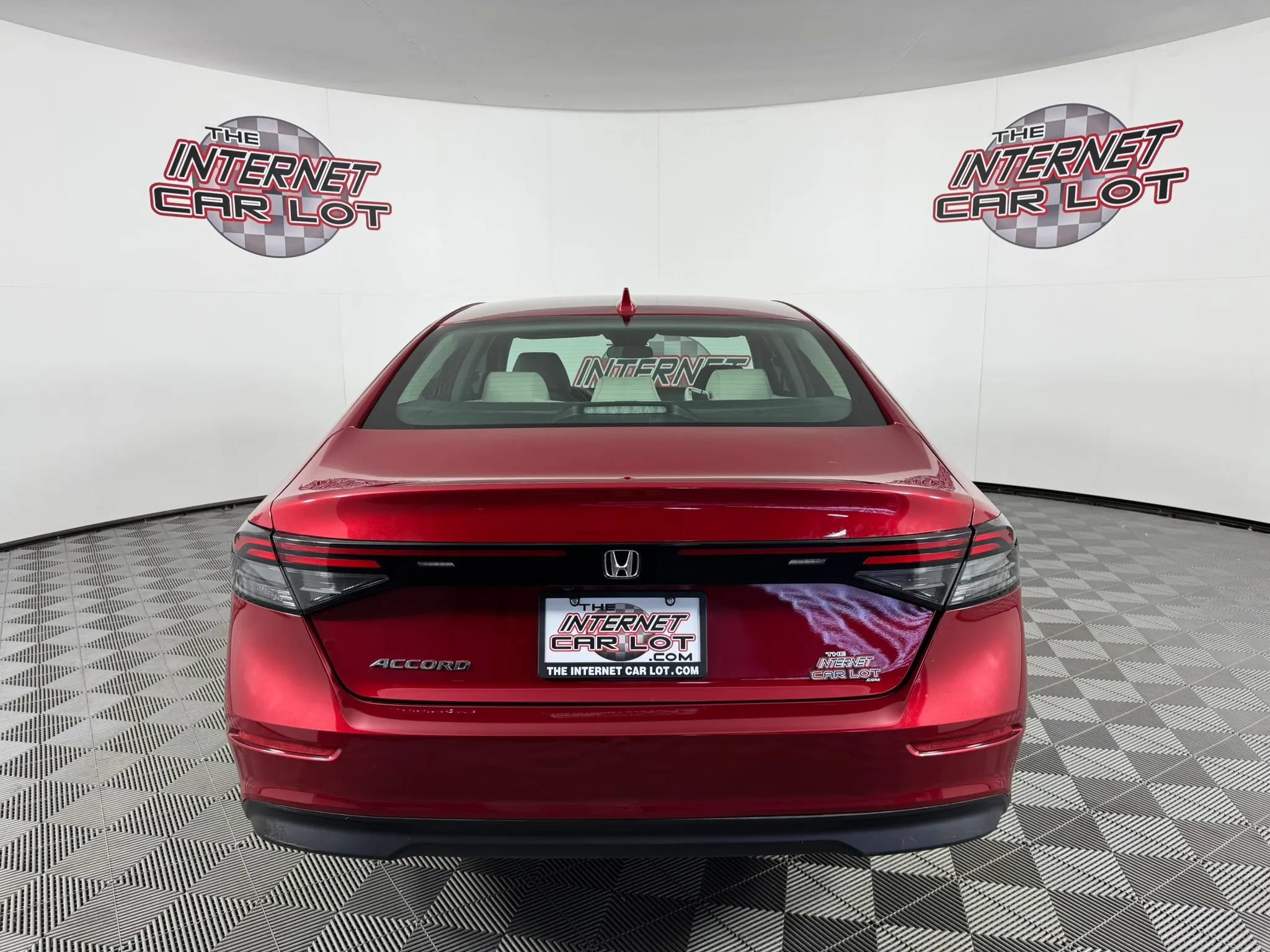 Used 2024 Honda Accord EX image 6