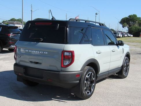 Used 2024 Ford Bronco Sport Outer Banks w/ Tech Package AWD/4WD image 3