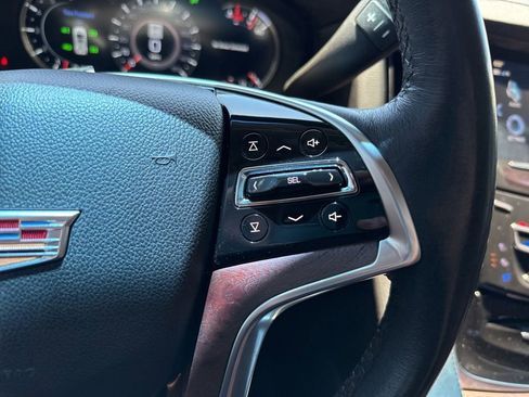 Used 2019 Cadillac Escalade Premium Luxury AWD/4WD image 26