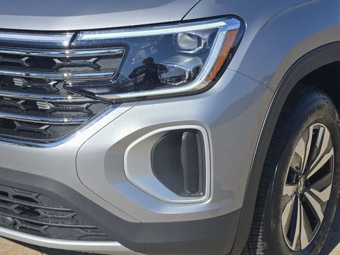 New 2026 Volkswagen Atlas SE image 6