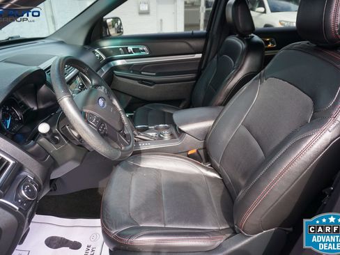 Used 2018 Ford Explorer Sport AWD/4WD image 30
