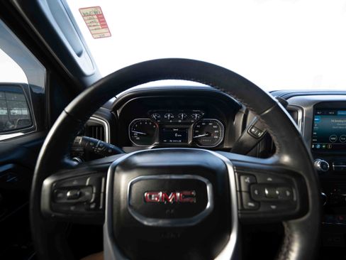 Used 2021 GMC Sierra 1500 SLE image 15