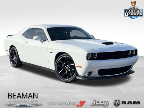 Used 2023 Dodge Challenger R/T w/ Plus Package image 1