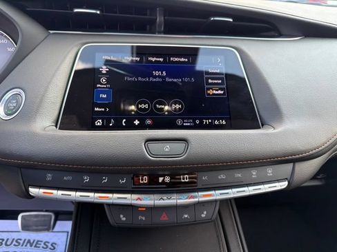 Used 2023 Cadillac XT4 Sport w/ Cold Weather Package AWD/4WD image 17