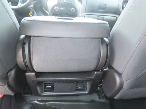 Used 2021 Chevrolet Silverado 1500 Custom Trail Boss image 21