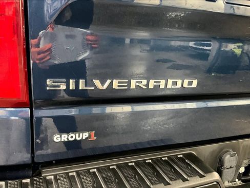 Used 2019 Chevrolet Silverado 1500 LT Trail Boss image 9