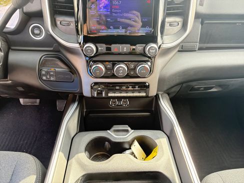 Certified 2020 RAM 2500 Lone Star w/ Level 1 Equipment Group AWD/4WD image 18