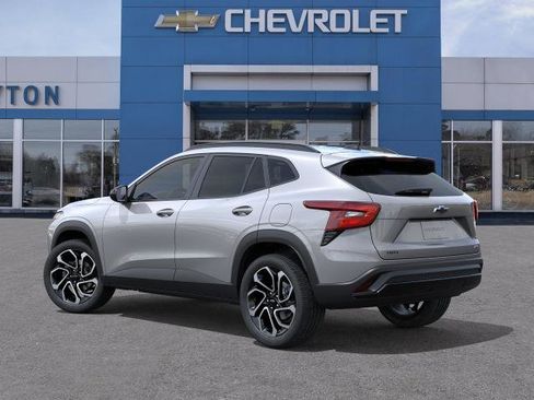 New 2026 Chevrolet Trax RS w/ Sunroof Package FWD image 25