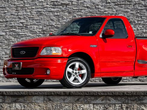 Used 2002 Ford F150 Lightning image 7