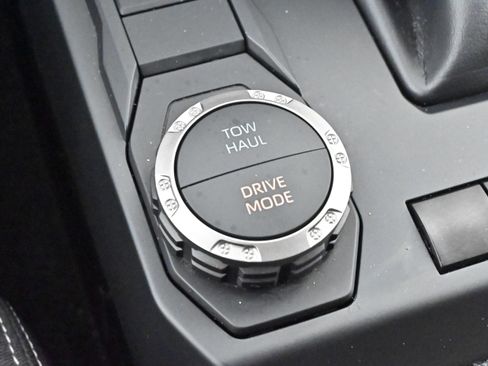 Used 2024 Toyota Tacoma TRD Sport image 19