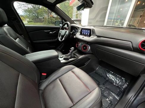 Used 2021 Chevrolet Blazer RS w/ Enhanced Convenience Package image 30