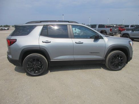 New 2027 GMC Terrain Elevation w/ Elevation Premium Package FWD image 3