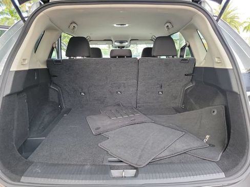 Used 2023 Nissan Rogue SV FWD image 6