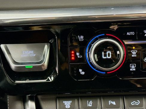 Used 2024 GMC Sierra 2500 Denali Ultimate w/ Max Trailering Package image 22