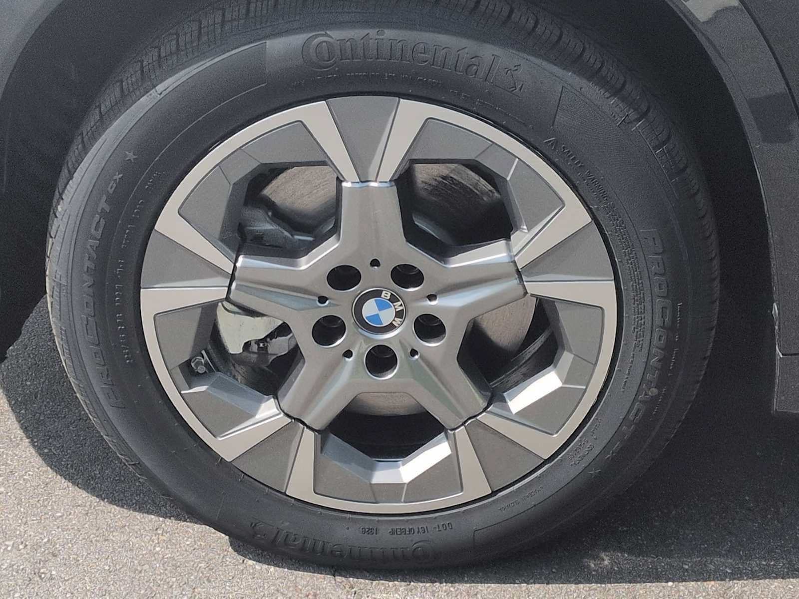Used 2026 BMW X1 xDrive28i w/ Technology Package AWD/4WD image 13