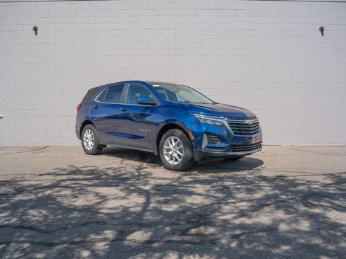 Used 2023 Chevrolet Equinox LT AWD/4WD image 9
