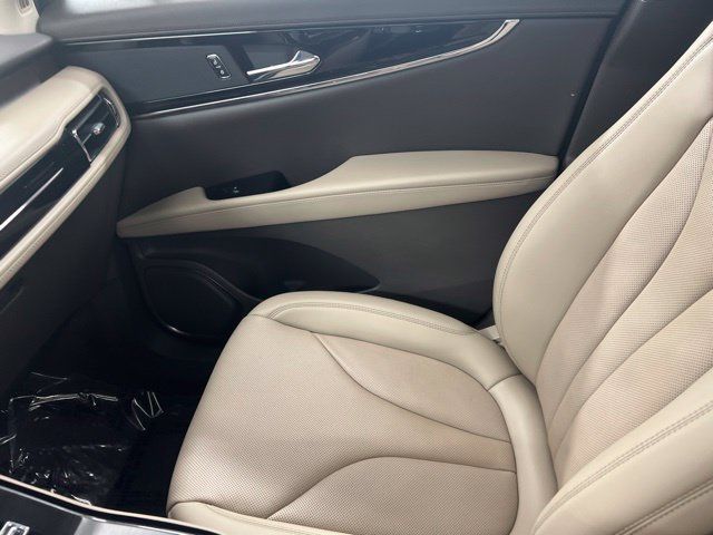 Certified 2023 Lincoln Nautilus Reserve AWD/4WD image 16