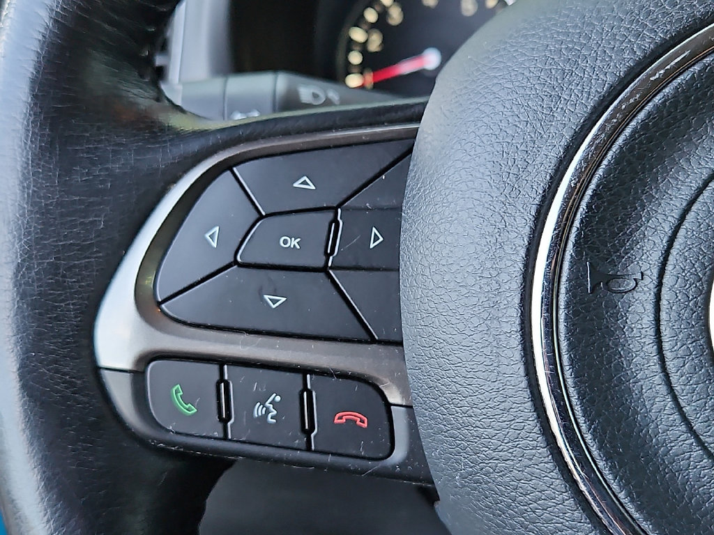 Used 2021 Jeep Renegade Limited AWD/4WD image 21