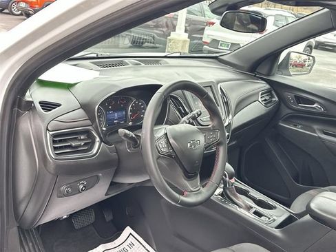 Used 2023 Chevrolet Equinox RS FWD image 10