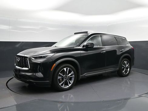 Certified 2023 INFINITI QX60 Luxe w/ Cargo Package image 3