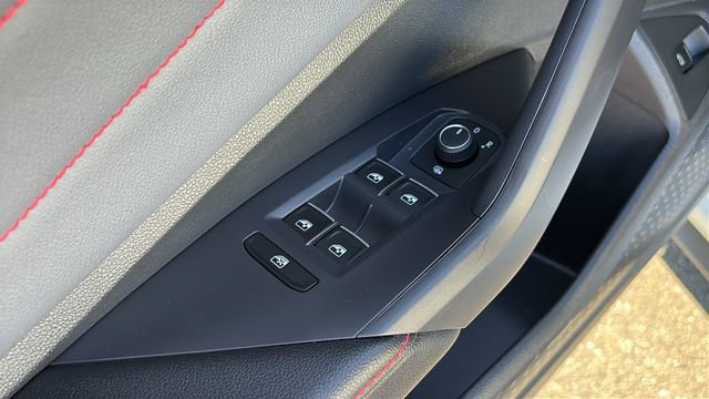 Used 2026 Volkswagen Jetta GLI Autobahn FWD image 9