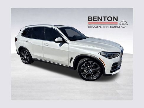 Used 2022 BMW X5 sDrive40i w/ Executive Package image 1