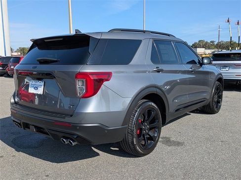 Certified 2021 Ford Explorer ST w/ Equipment Group 401A image 4
