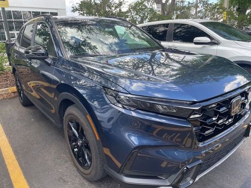 Used 2023 Honda CR-V Sport image 2