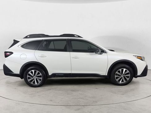 Used 2021 Subaru Outback AWD/4WD image 6