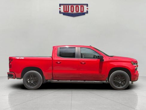 Used 2023 Chevrolet Silverado 1500 RST w/ Rally Edition AWD/4WD image 2