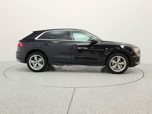 Used 2023 Audi Q8 Premium Plus w/ Premium Plus Package AWD/4WD image 4
