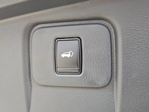 Used 2024 Nissan Murano Platinum w/ Cargo Package image 16