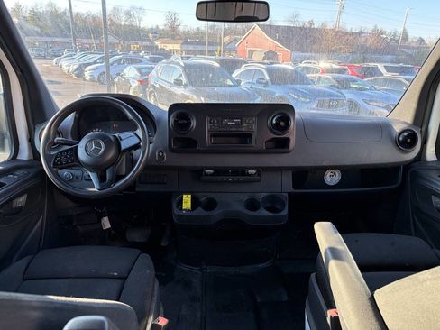 Used 2019 Mercedes-Benz Sprinter 144 w/ Driver Convenience Package image 21