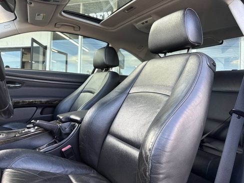 Used 2009 BMW 335i Coupe image 23